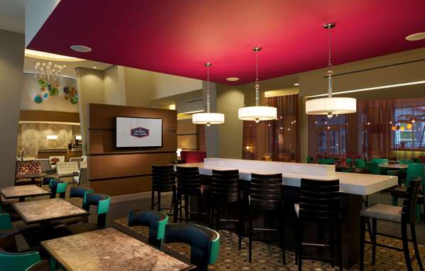 Restaurant - Hampton Inn & Suites Brickell Downtown Miami - I-95, Exit 1B