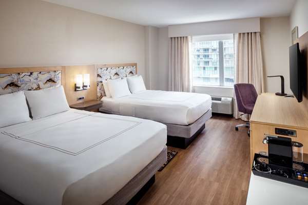  - Hampton Inn & Suites Brickell Downtown Miami - I-95, Exit 1B