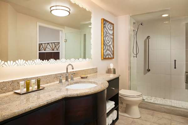  - Hilton Grand Vacations Hotel at McAlpin Ocean Plaza Miami Beach