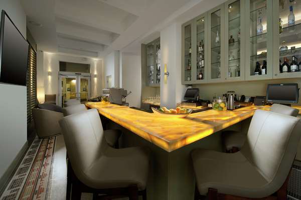 Bar - Hilton Garden Inn South Beach Miami Beach