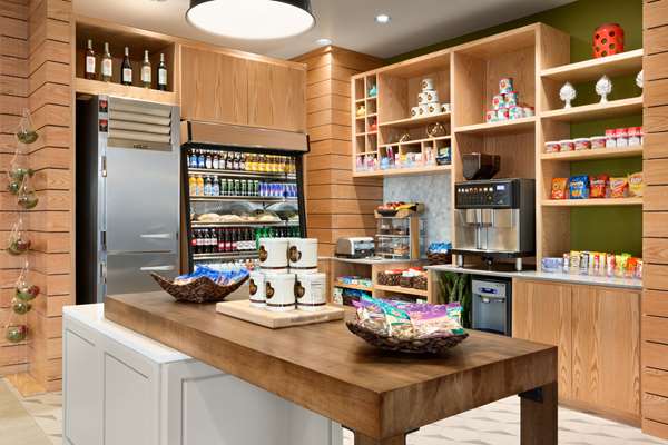 Restaurant - DoubleTree by Hilton Hotel Airport Oklahoma City