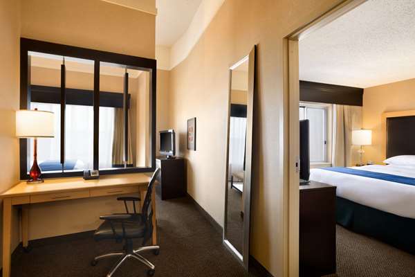  - DoubleTree by Hilton Hotel Airport Oklahoma City