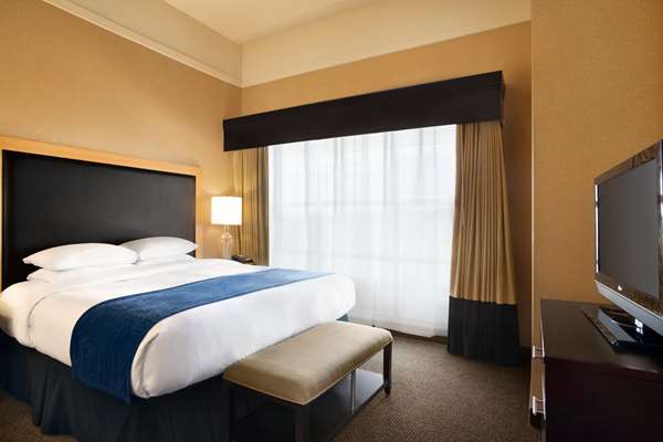  - DoubleTree by Hilton Hotel Airport Oklahoma City