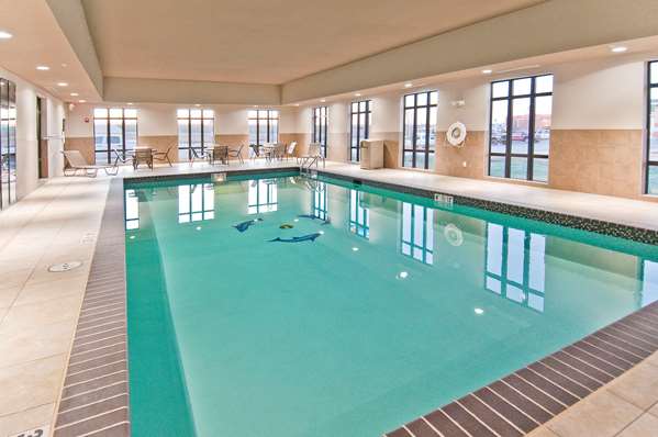 Pool - Hampton Inn & Suites Pauls Valley