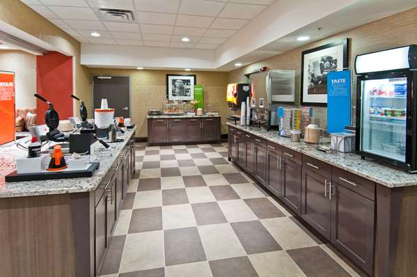 Restaurant - Hampton Inn & Suites Pauls Valley