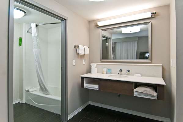  - Hampton Inn & Suites Pauls Valley