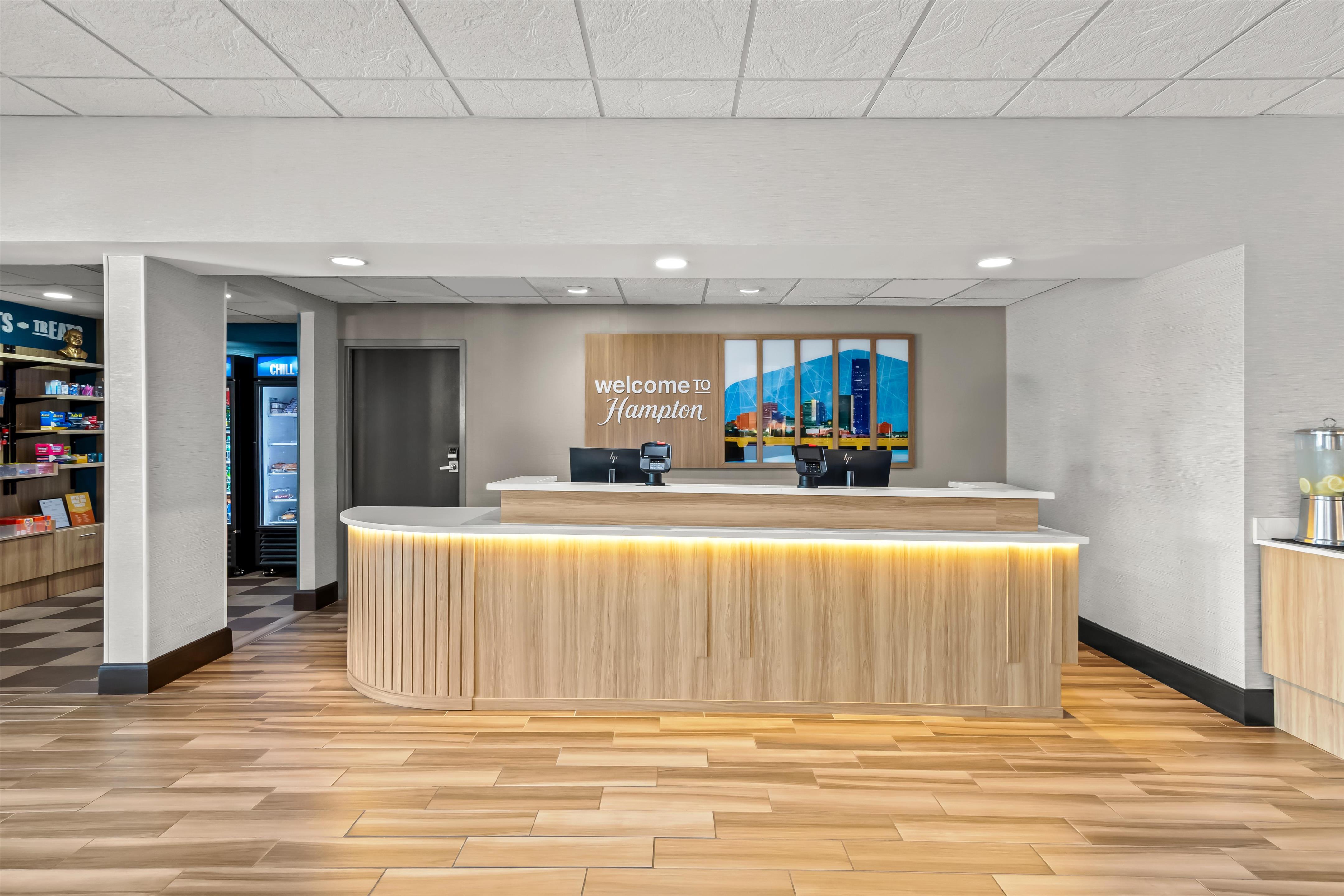 Reception | Hampton Inn & Suites Pauls Valley