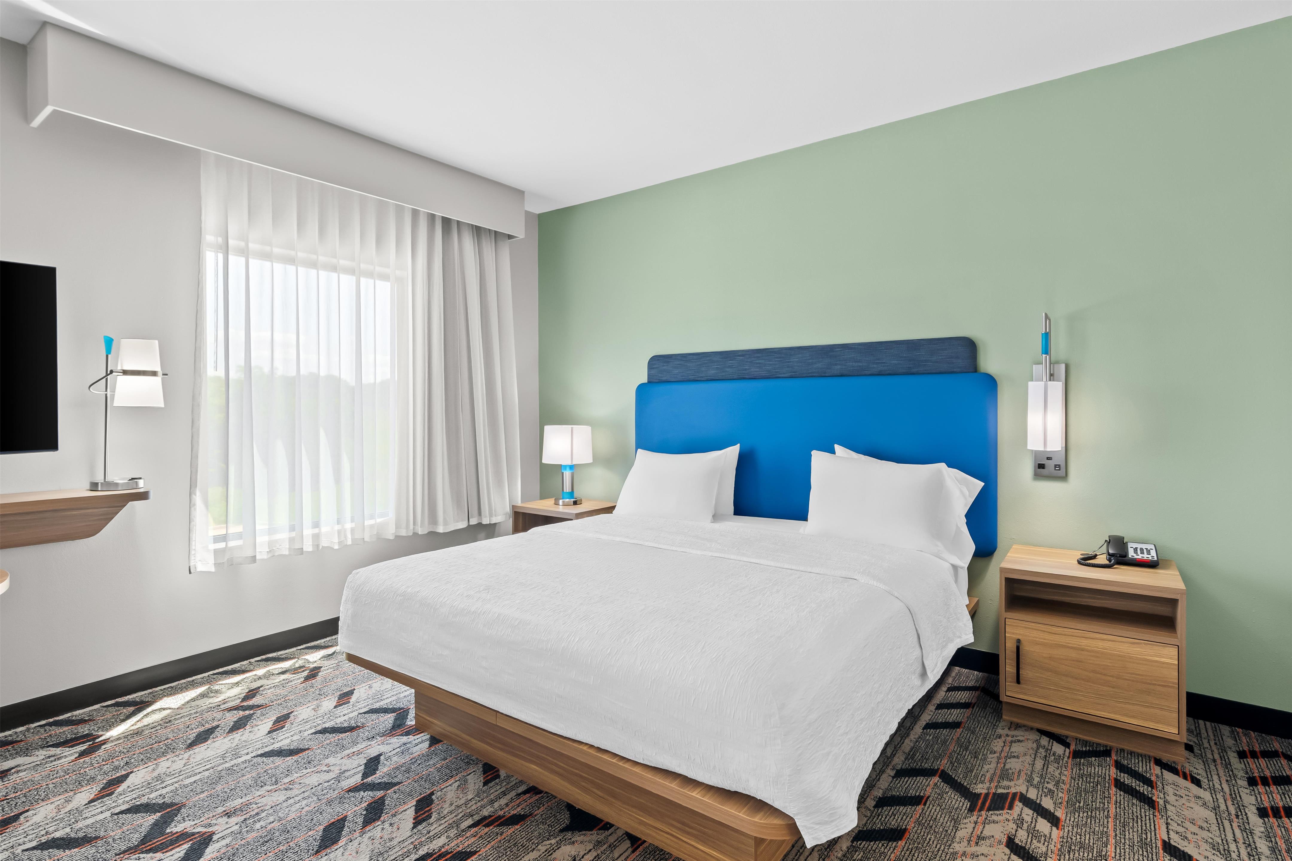Guest room