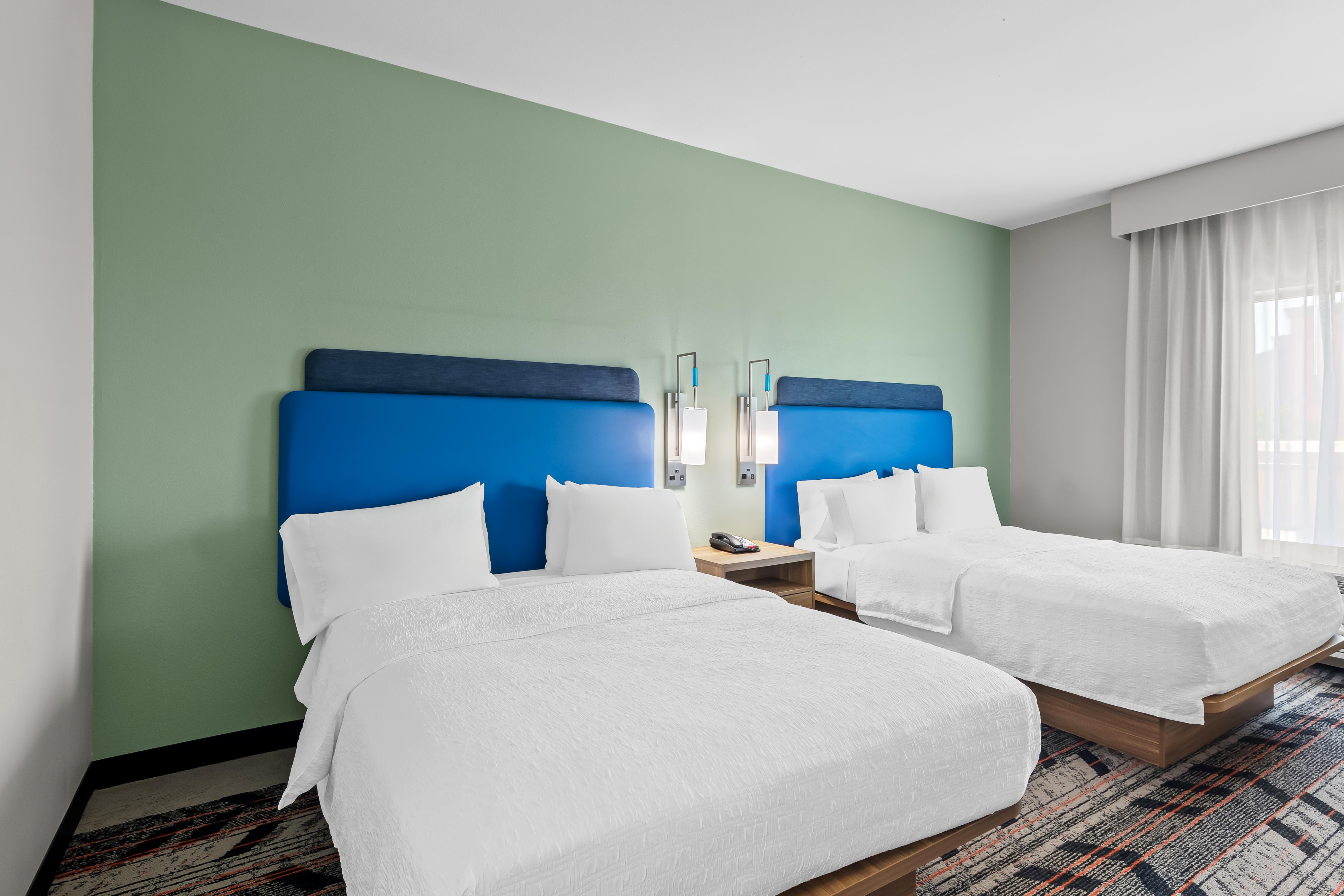Hampton Inn & Suites by Hilton Pauls Valley Room Type - 2 QNS MICROWV FRIDGE NS
