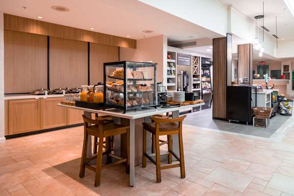 Amenities - Hilton Garden Inn East UCF Orlando