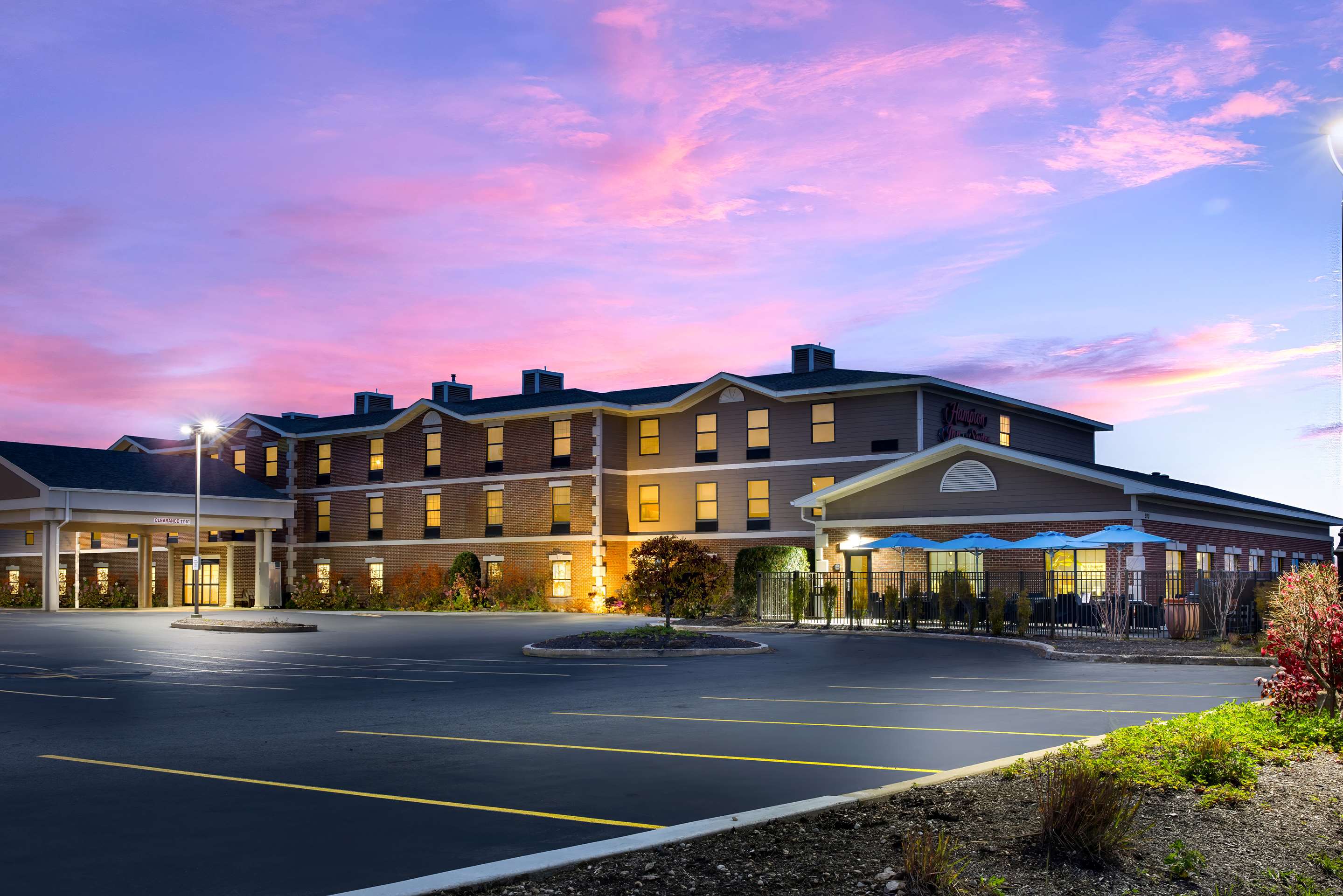 Exterior | Hampton Inn & Suites Petoskey