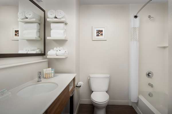  - Hampton Inn & Suites ASU Area Tempe