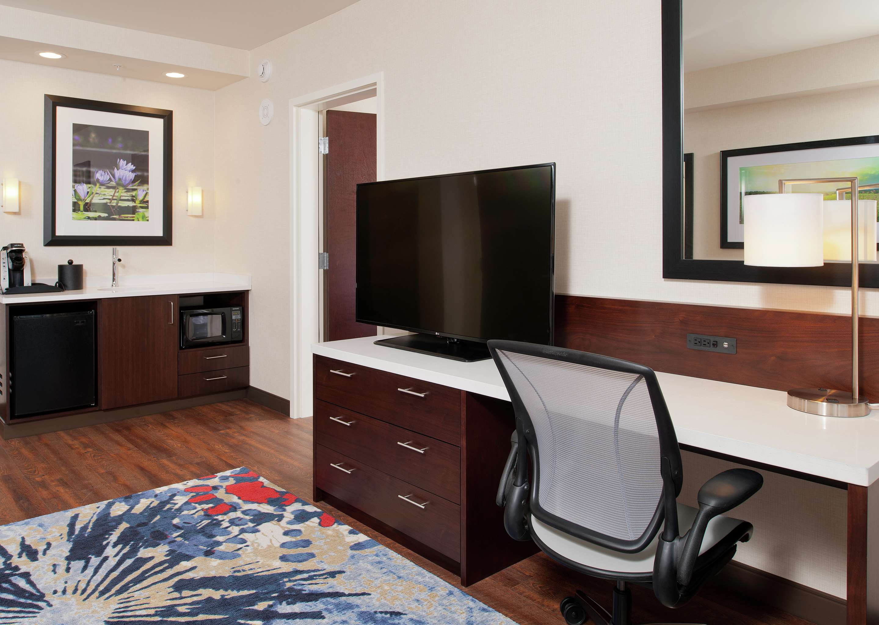 Guest room