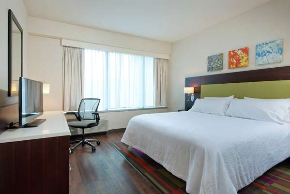  - Hilton Garden Inn Downtown Pittsburgh