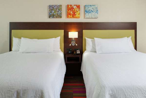  - Hilton Garden Inn Downtown Pittsburgh