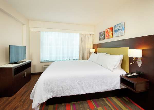  - Hilton Garden Inn Downtown Pittsburgh