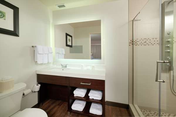  - Hilton Garden Inn Downtown Pittsburgh