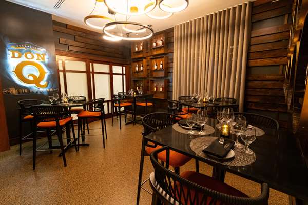 Restaurant - Hilton Ponce Golf & Casino Resort