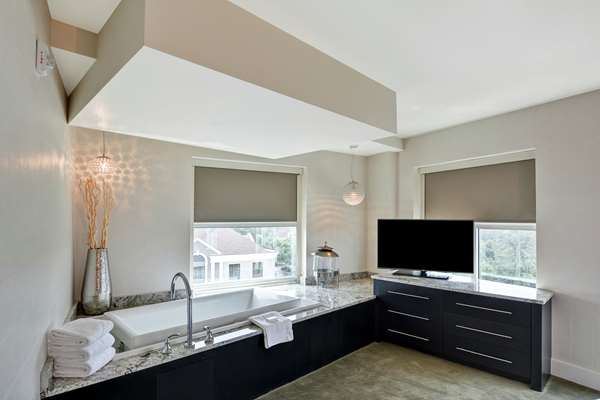  - Hilton Garden Inn Crabtree Valley Raleigh