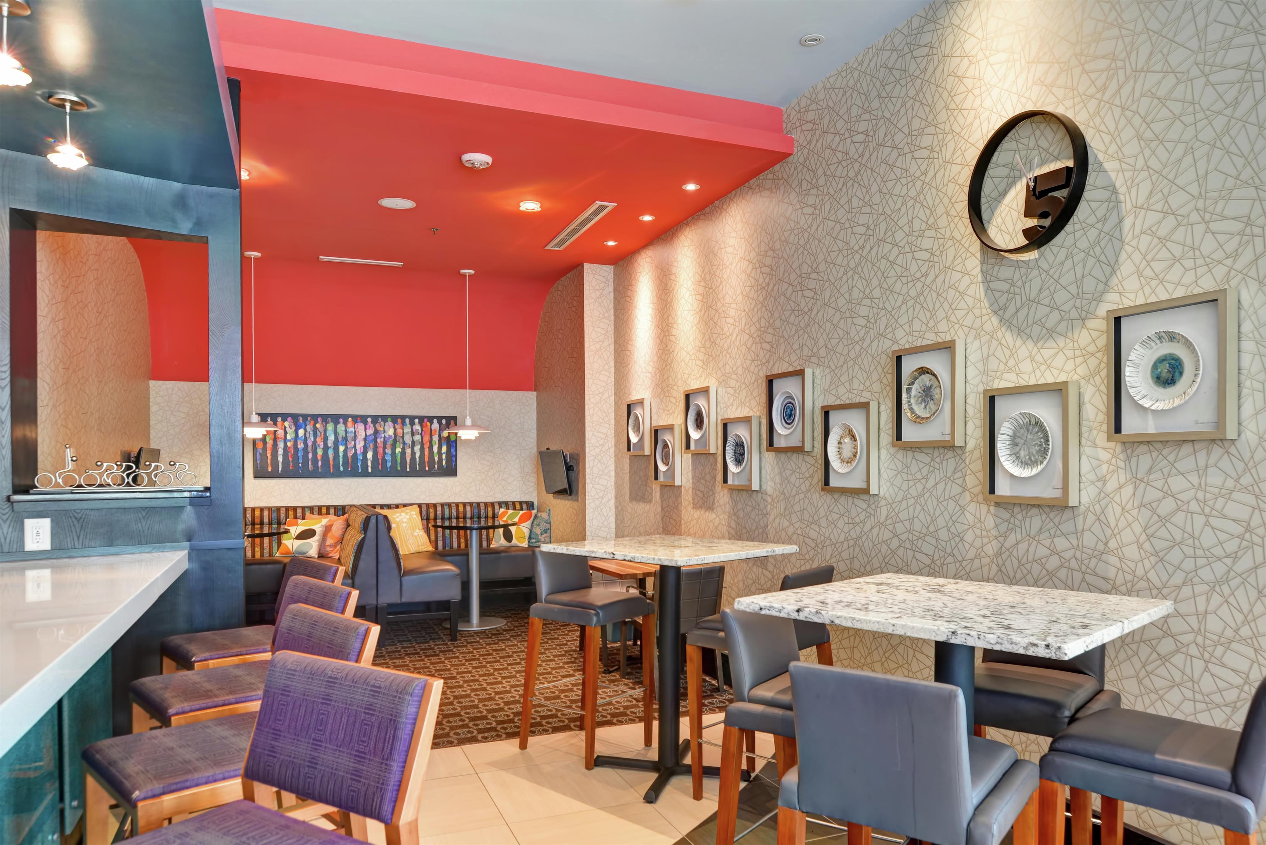 Restaurant | Hilton Garden Inn Raleigh /Crabtree Valley