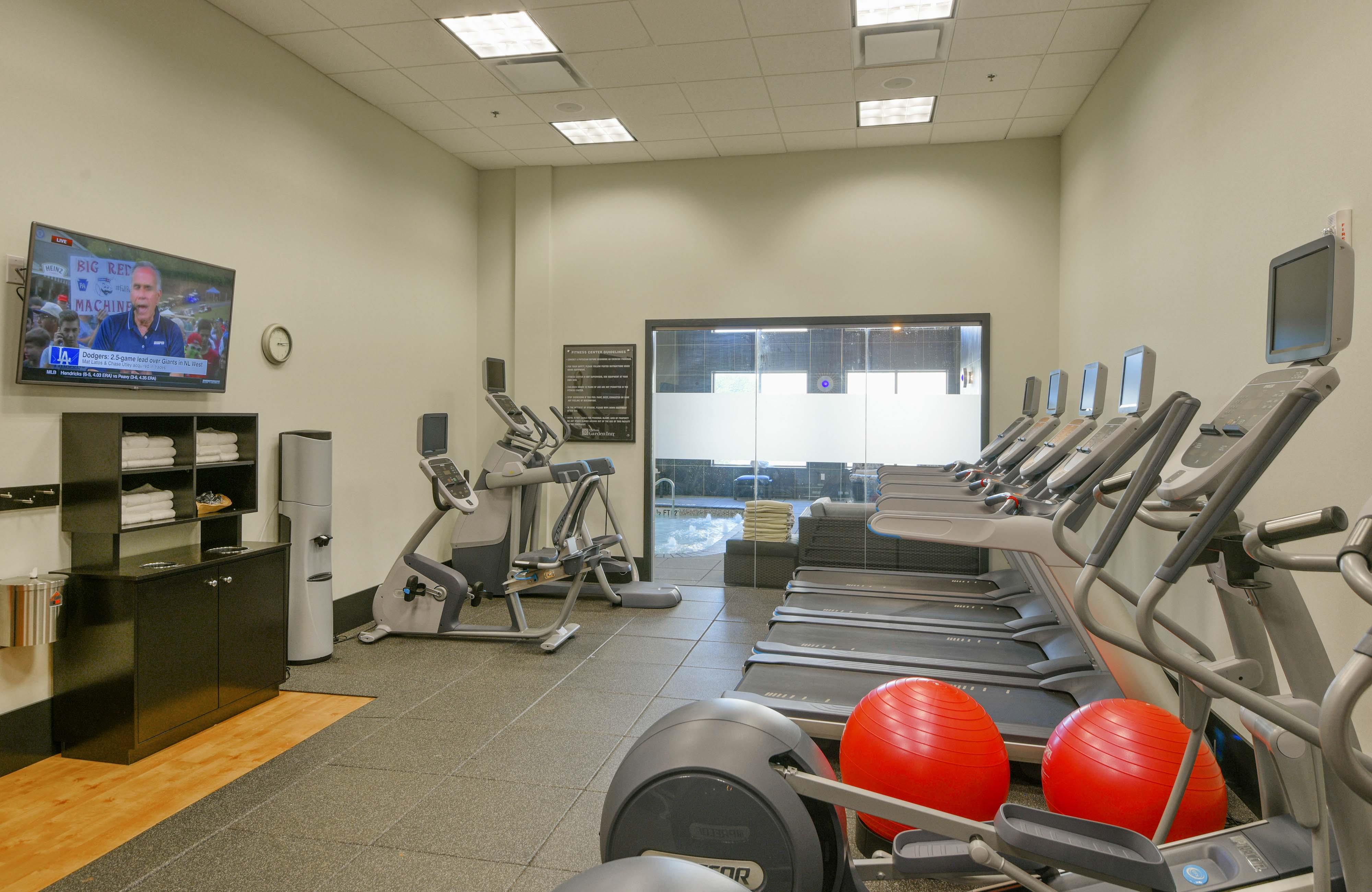 Health club fitness center gym | Hilton Garden Inn Raleigh /Crabtree Valley