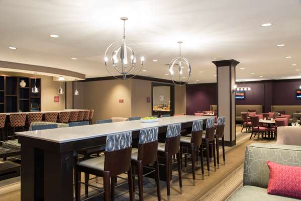 Restaurant - DoubleTree by Hilton Hotel Schenectady