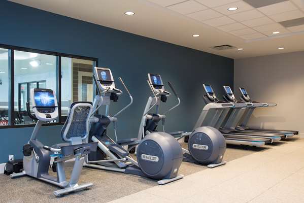 Fitness/ Exercise Room - DoubleTree by Hilton Hotel Schenectady