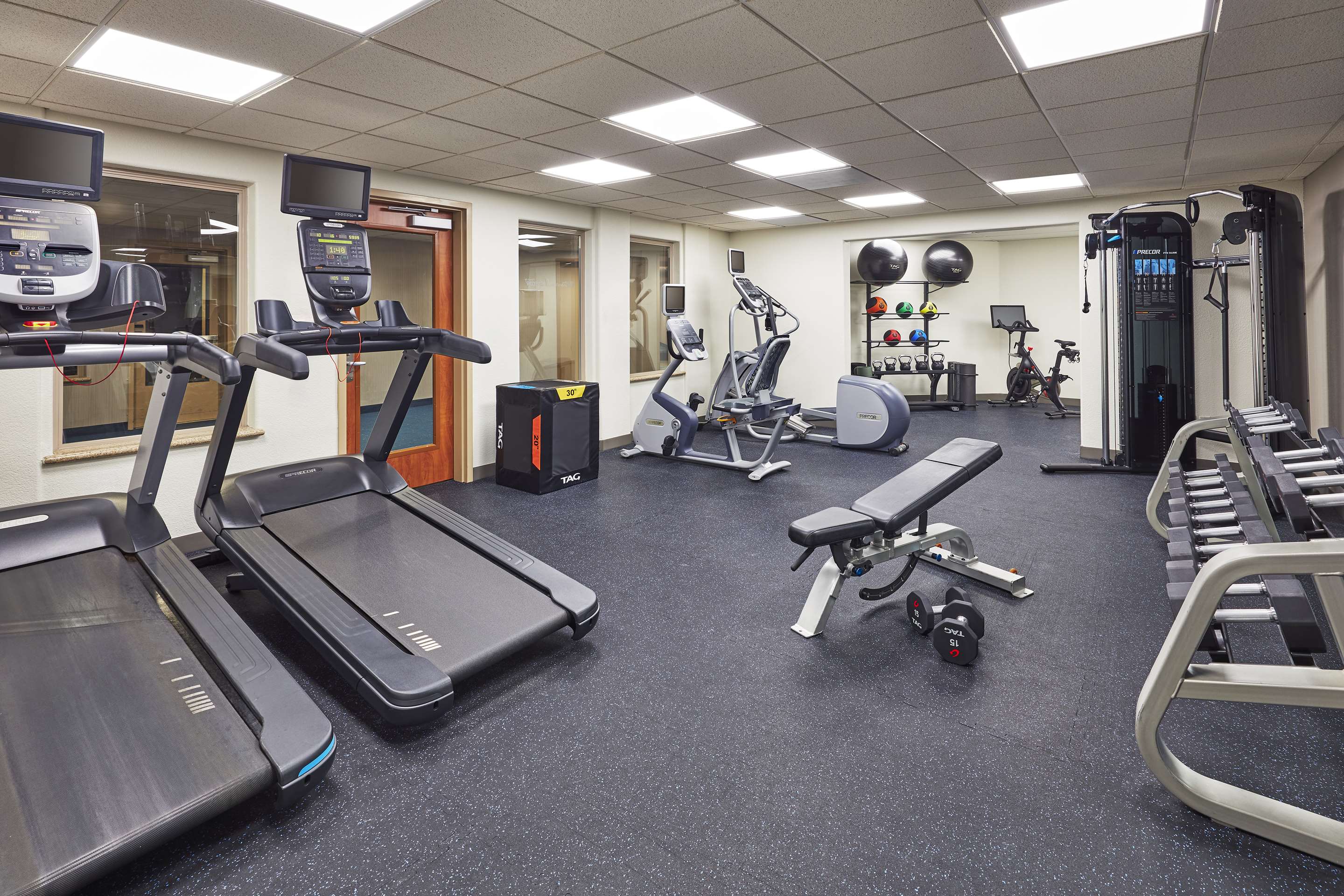 Health club fitness center gym | Hilton Garden Inn San Luis Obispo/Pismo Beach