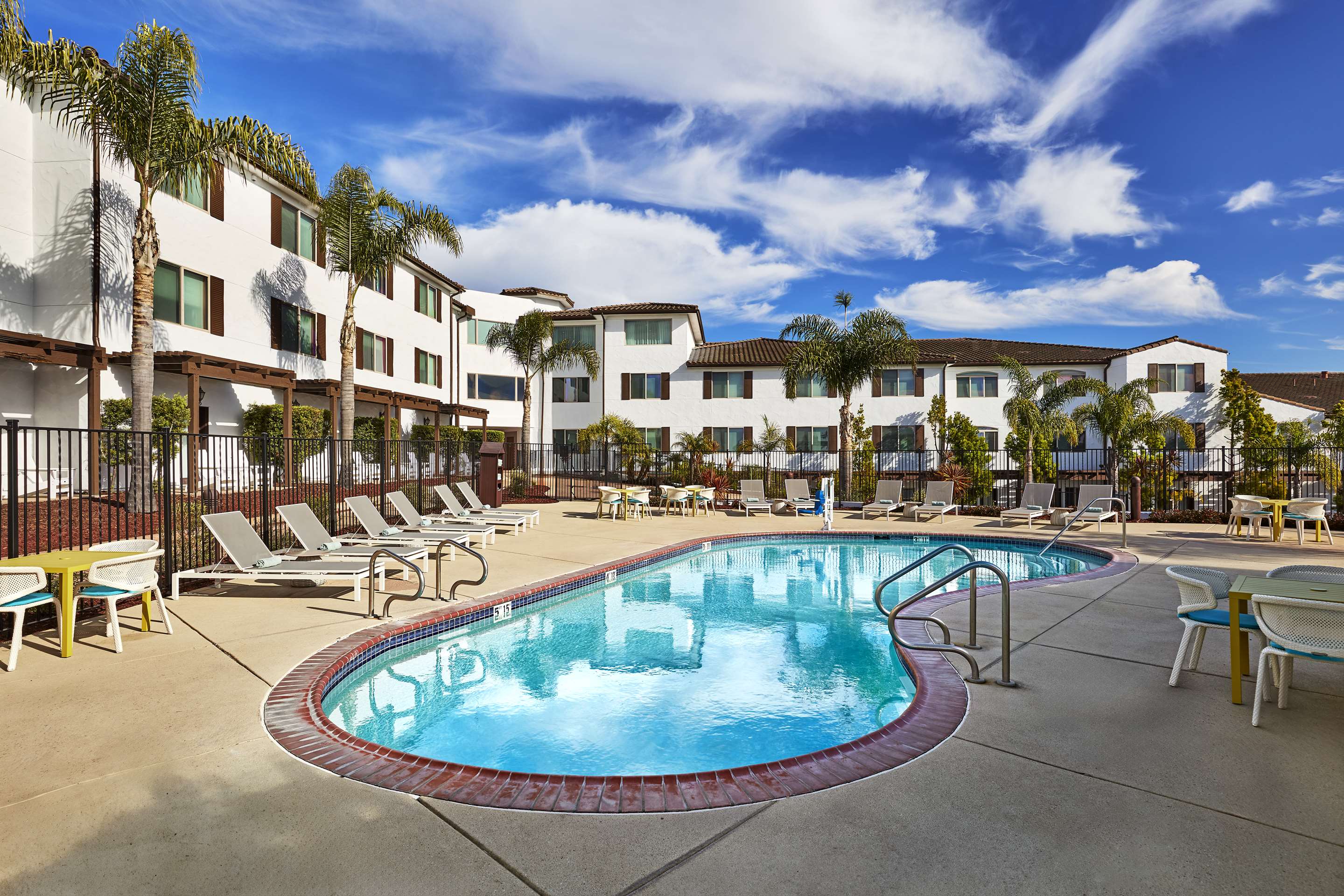 Pool | Hilton Garden Inn San Luis Obispo/Pismo Beach