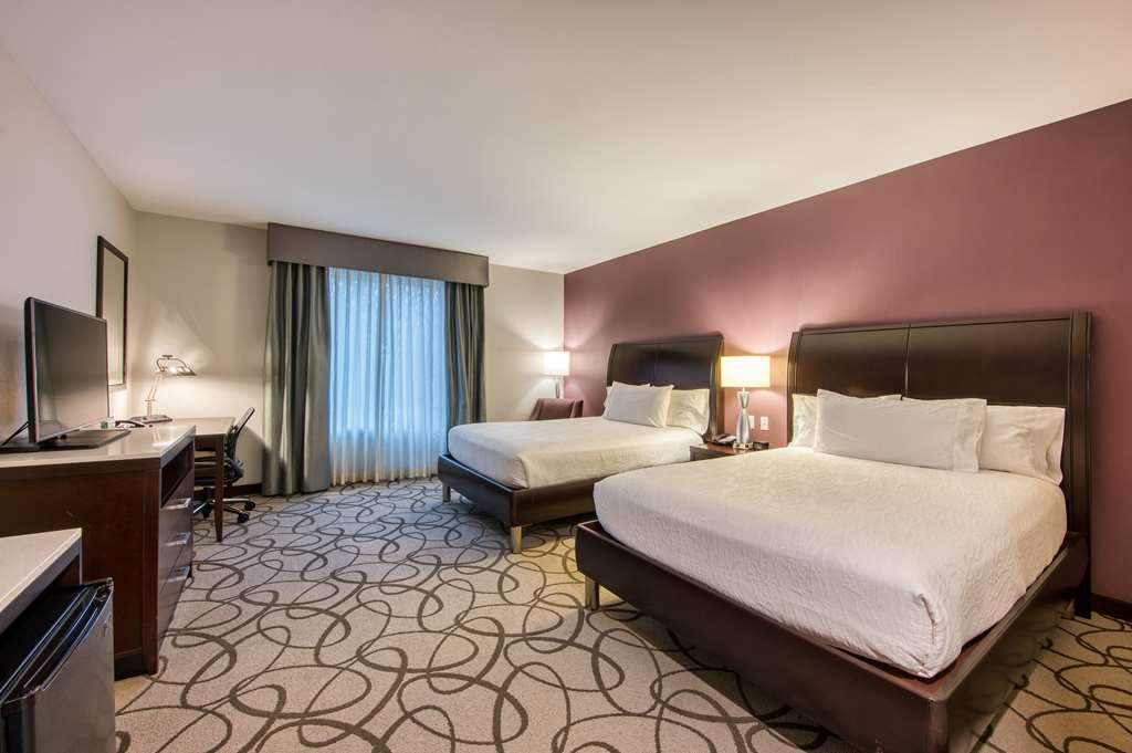 Hilton Garden Inn Irvine Orange County Airport - Tap to explore photos