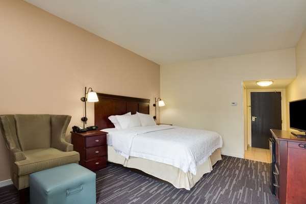  - Hampton Inn Somerset - I-70 & I-76, Exit 110