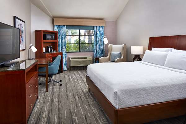  - Hilton Garden Inn Valencia - I-5, Exit 170