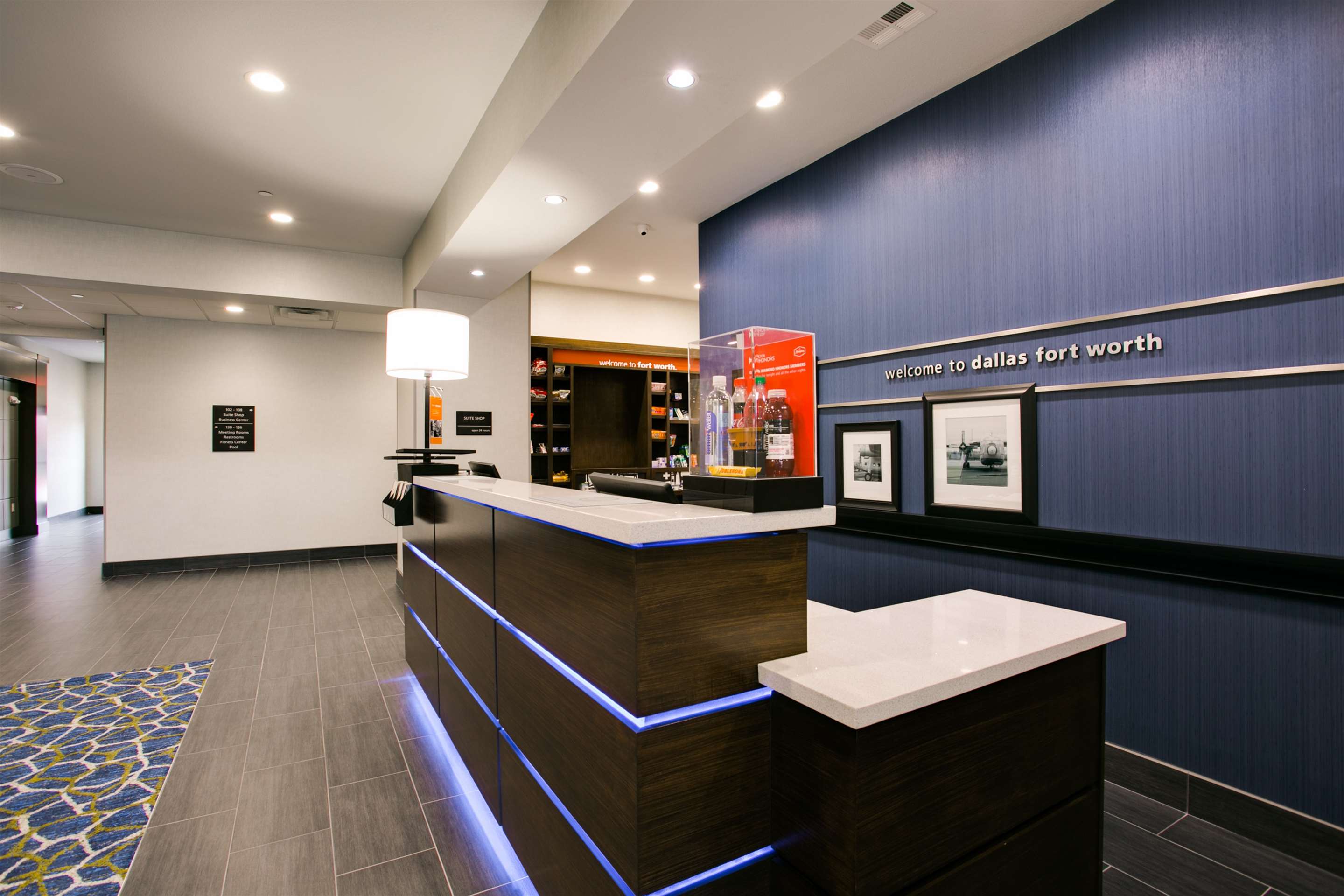 Reception | Hampton Inn & Suites Dallas/Ft. Worth Airport South