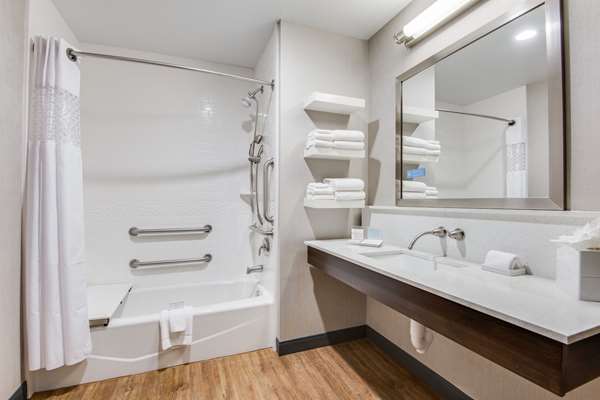  - Hampton Inn DFW South Fort Worth