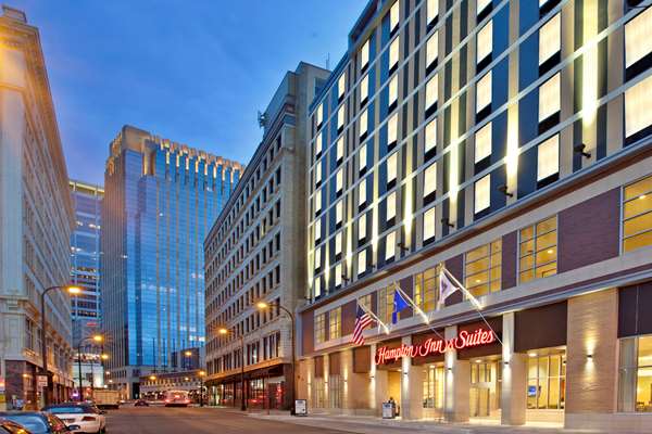 Exterior view - Hampton Inn & Suites Downtown Minneapolis