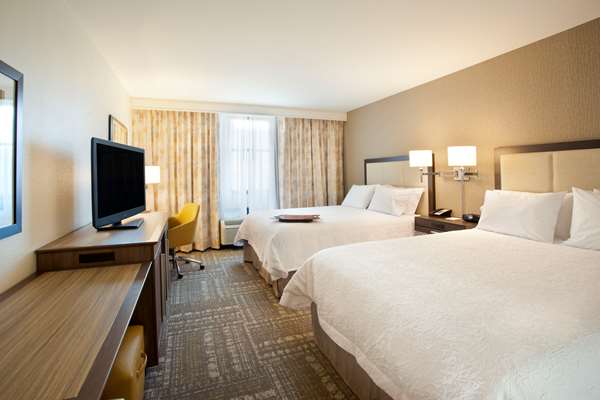  - Hampton Inn & Suites Downtown Minneapolis