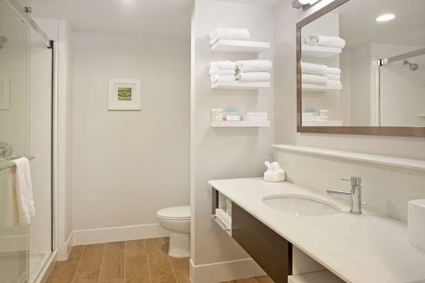  - Hampton Inn & Suites Downtown Minneapolis