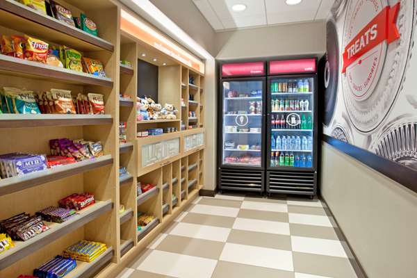 Restaurant - Hampton Inn & Suites Downtown Minneapolis