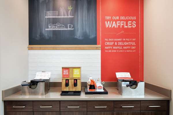 Amenities - Hampton Inn & Suites Downtown Minneapolis