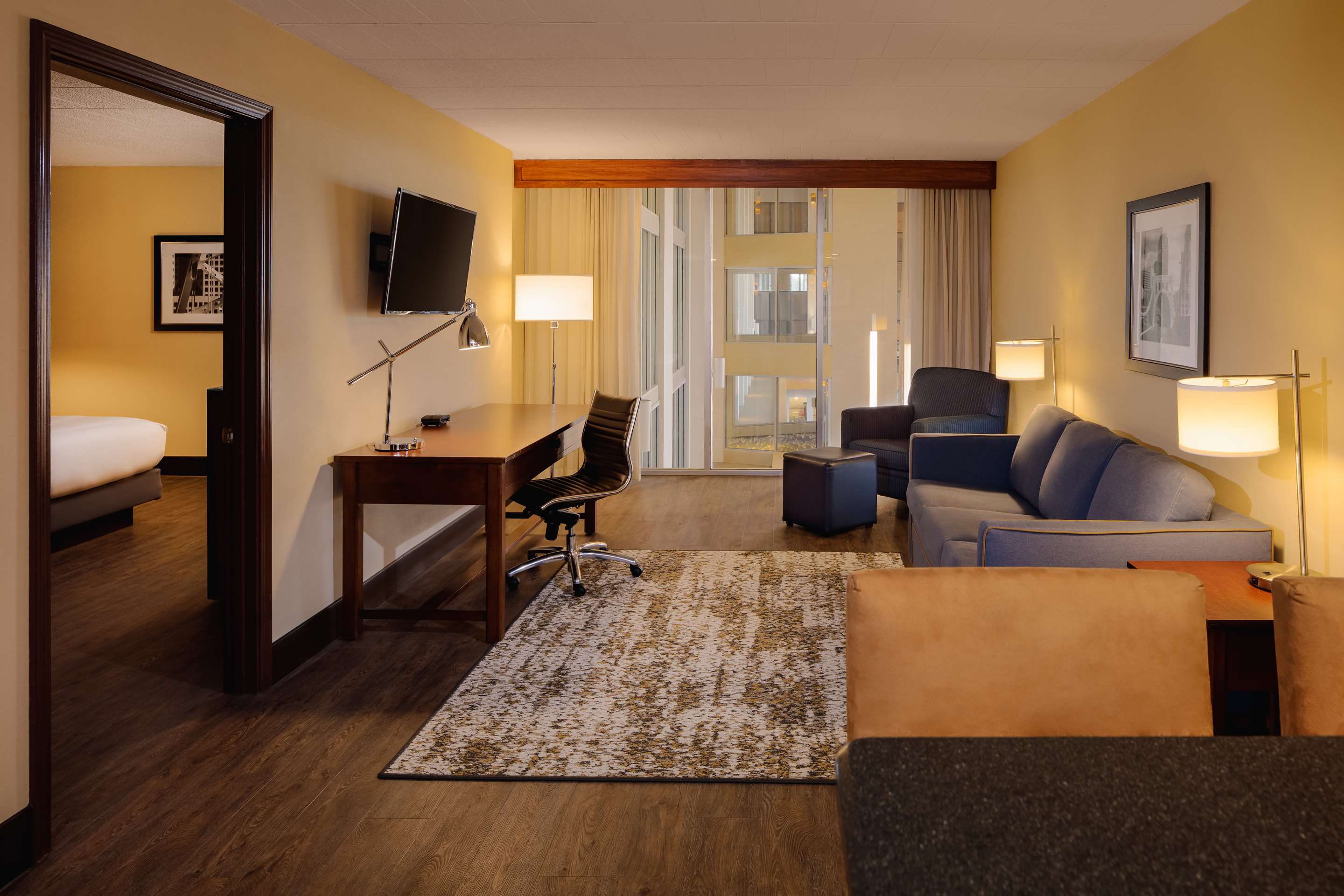 Guest room