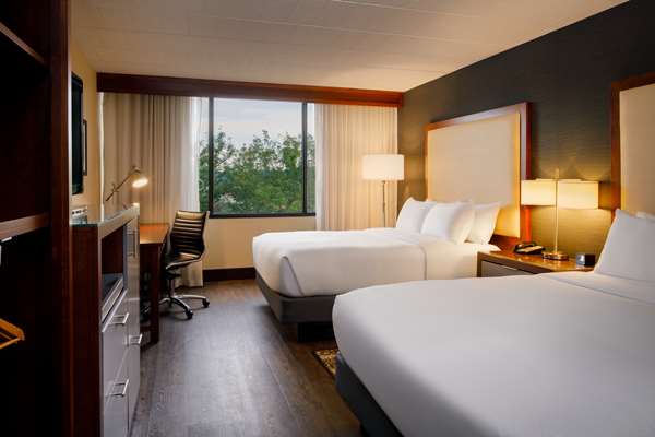  - DoubleTree by Hilton Mars - I-79, Exit 78