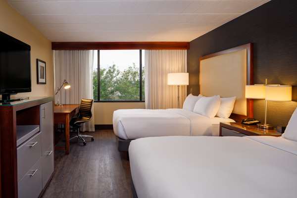  - DoubleTree by Hilton Mars - I-79, Exit 78