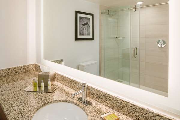  - DoubleTree by Hilton Mars - I-79, Exit 78