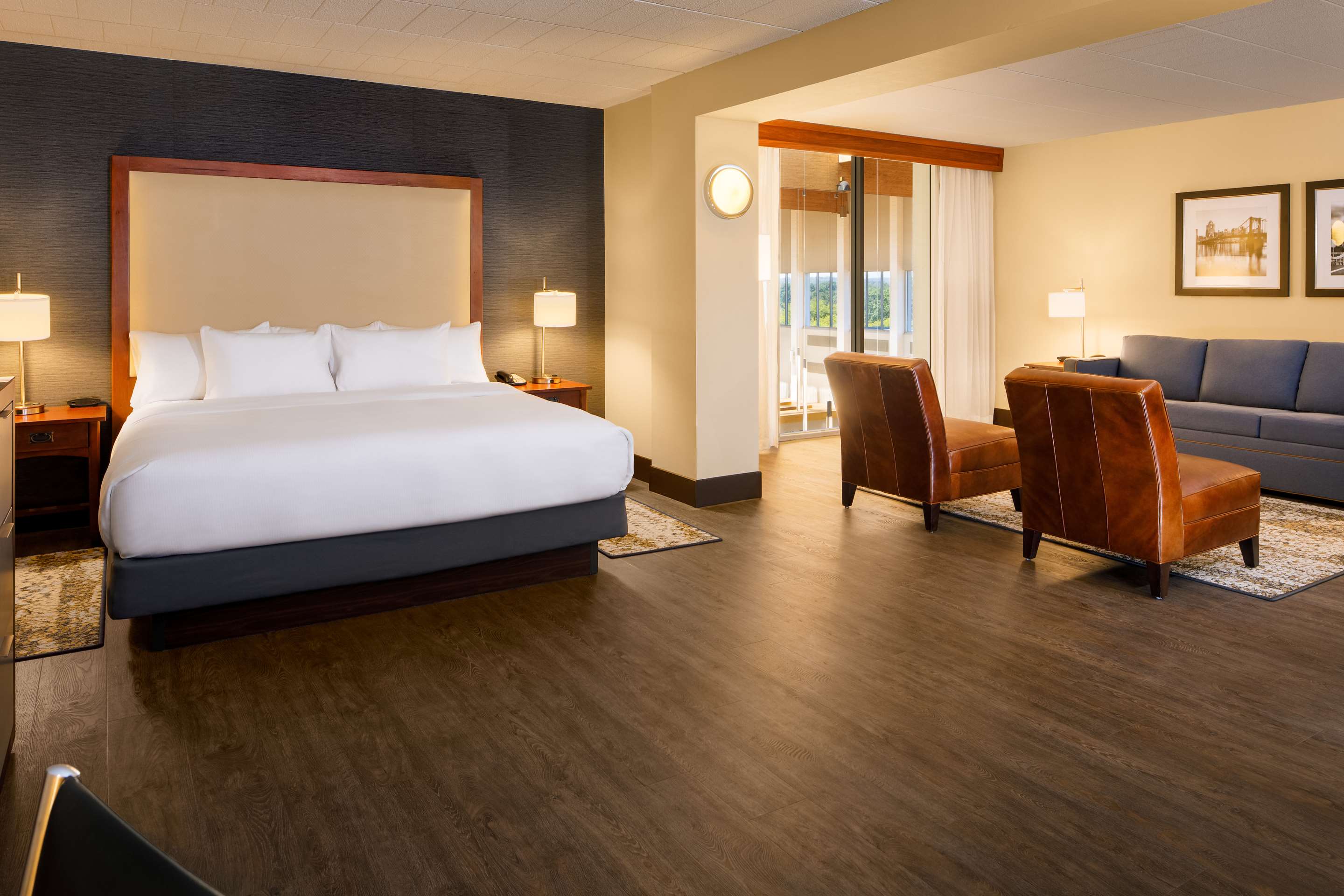 Guest room