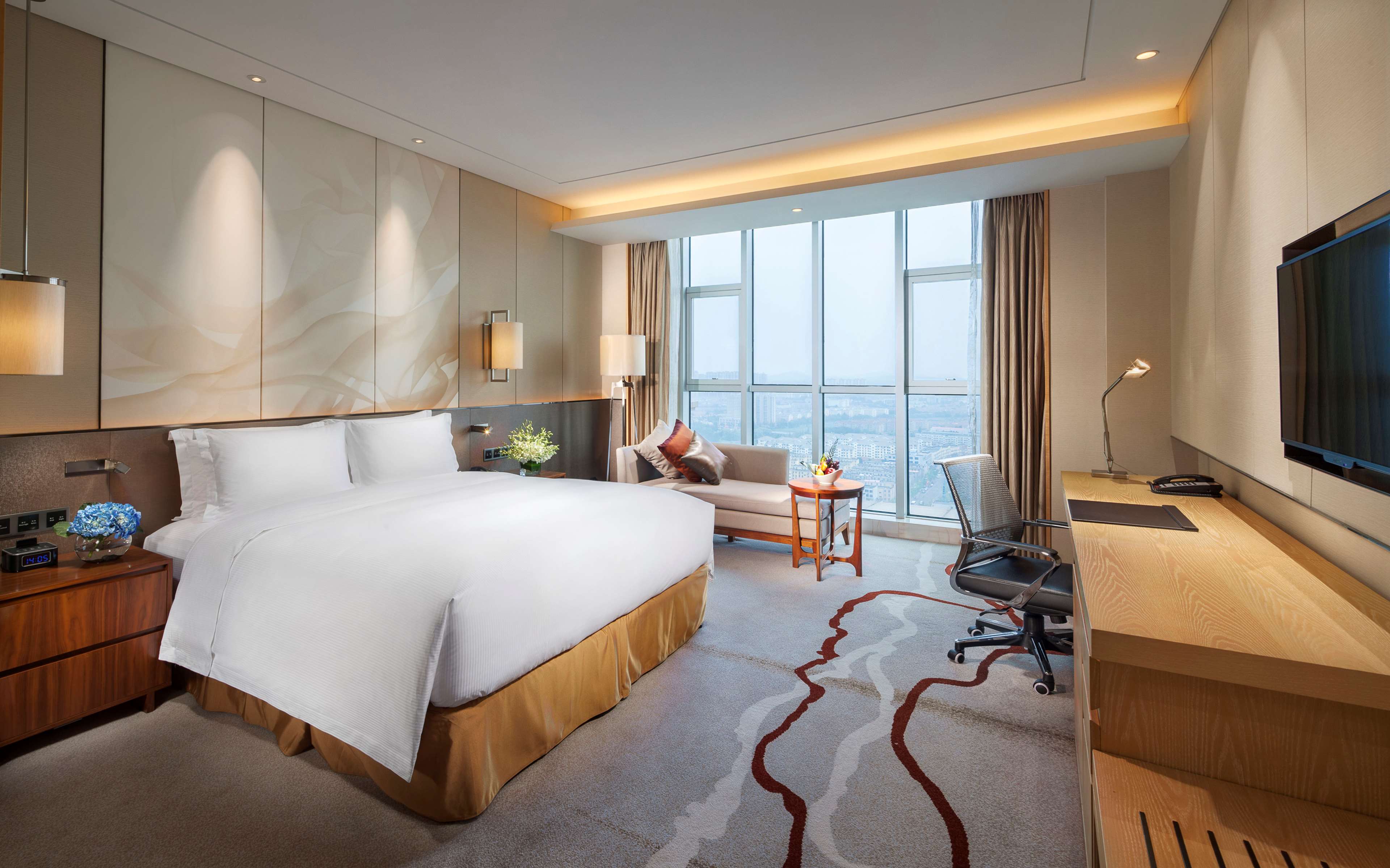 DoubleTree by Hilton Hotel Qingdao - Jimo Room Type - KING GUEST ROOM