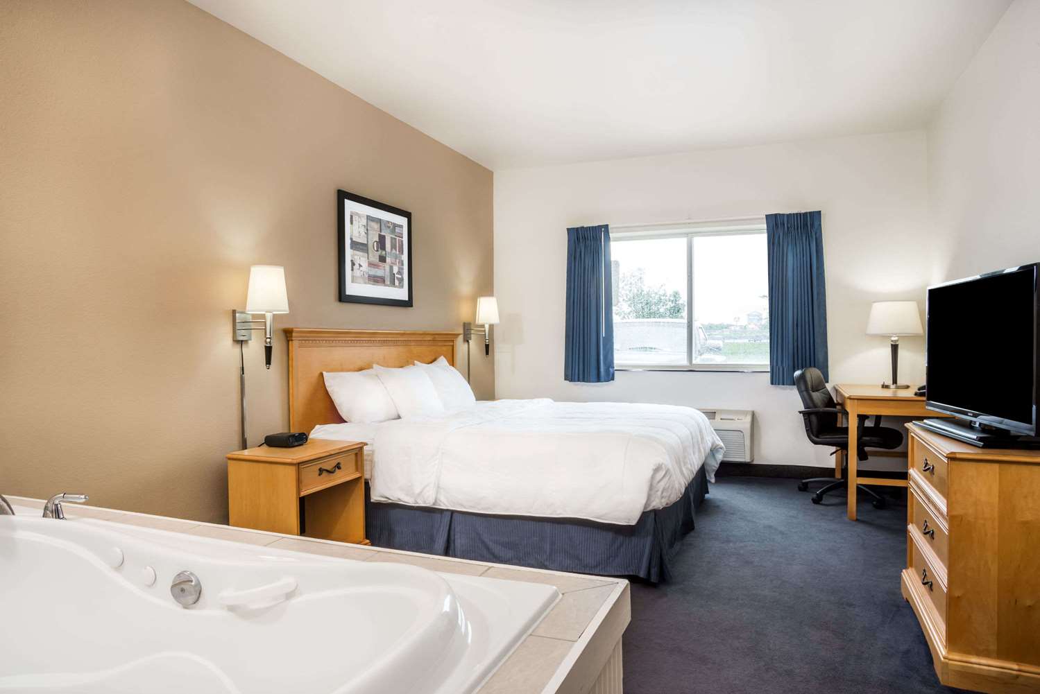 Baymont Inn & Suites Northeast Indianapolis, IN See Discounts