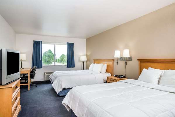  - Baymont Inn & Suites Northeast Indianapolis