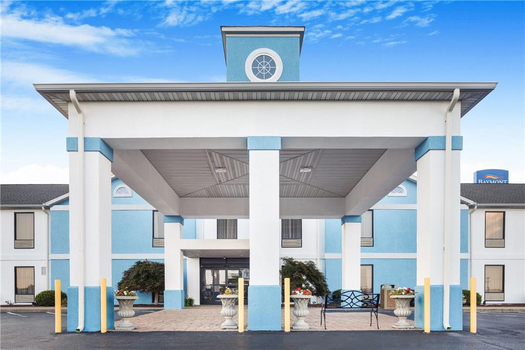 Baymont Inn & Suites Madisonville