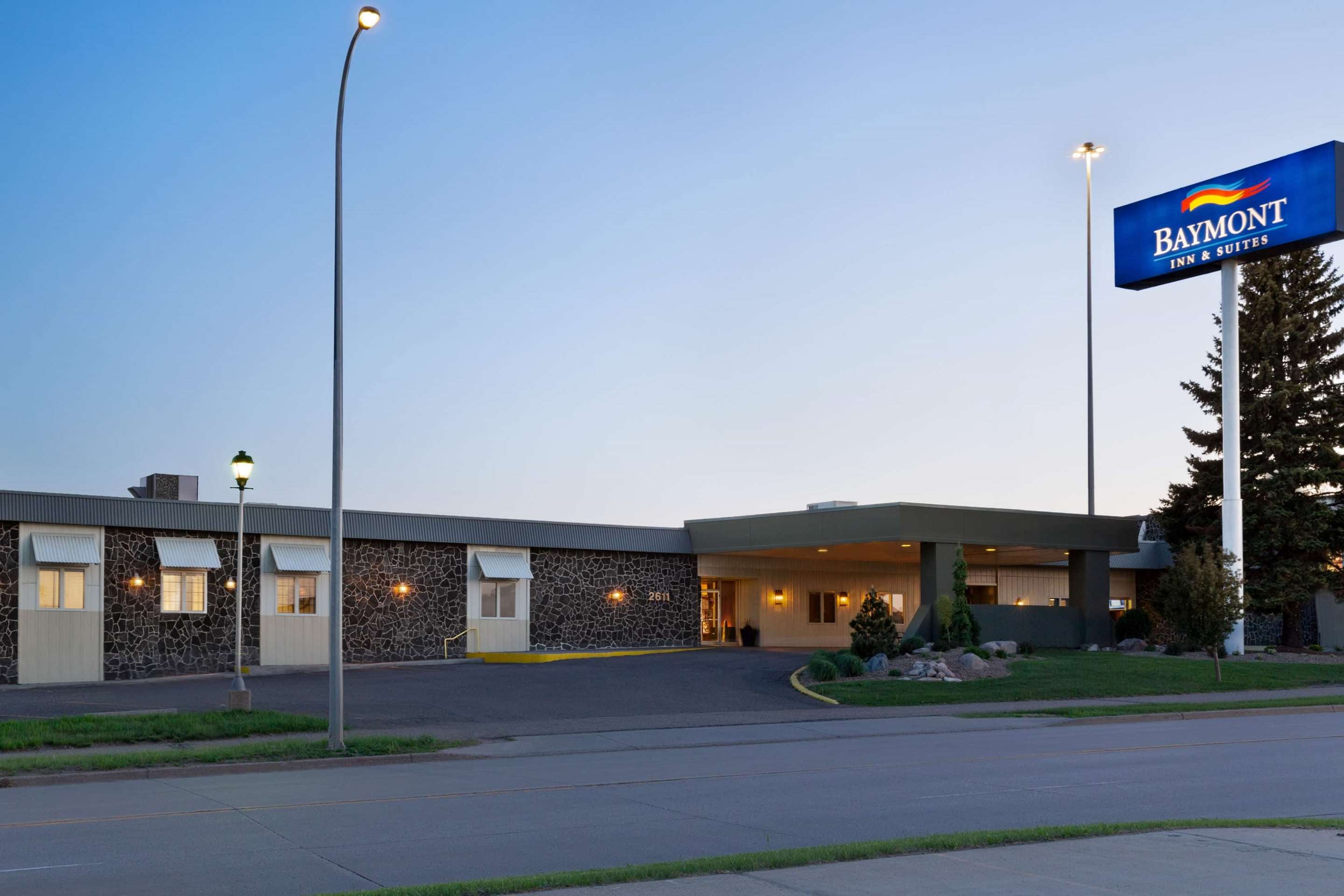Exterior | Baymont by Wyndham Mandan Bismarck Area