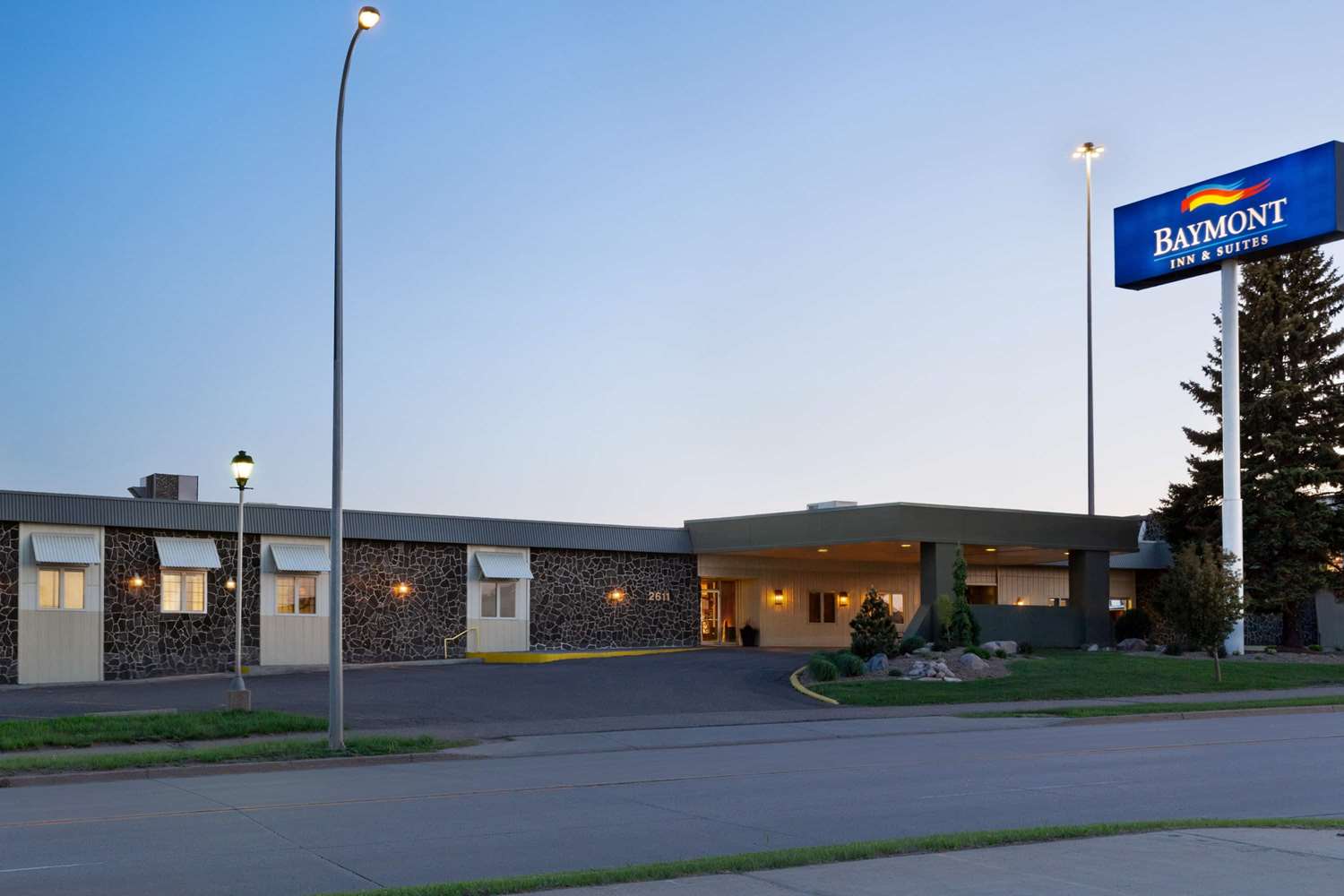 Baymont Inn & Suites Mandan I94, Exit 152, ND See Discounts